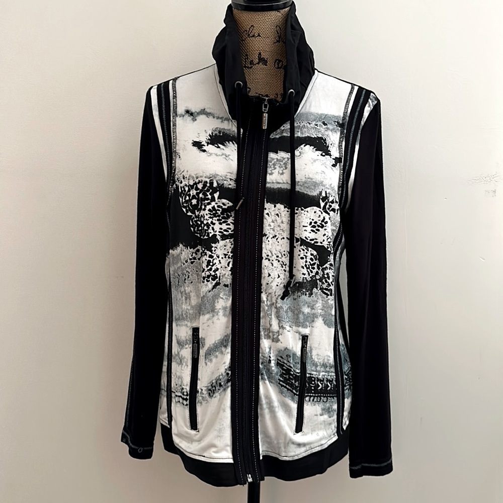 ORLY || Printed Long Sleeve Zip-Up Jacket. Sz. M